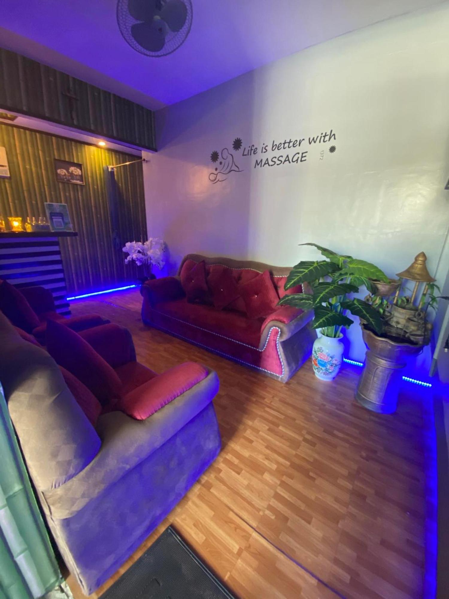 Indino Guesthouse モアルボアル エクステリア 写真