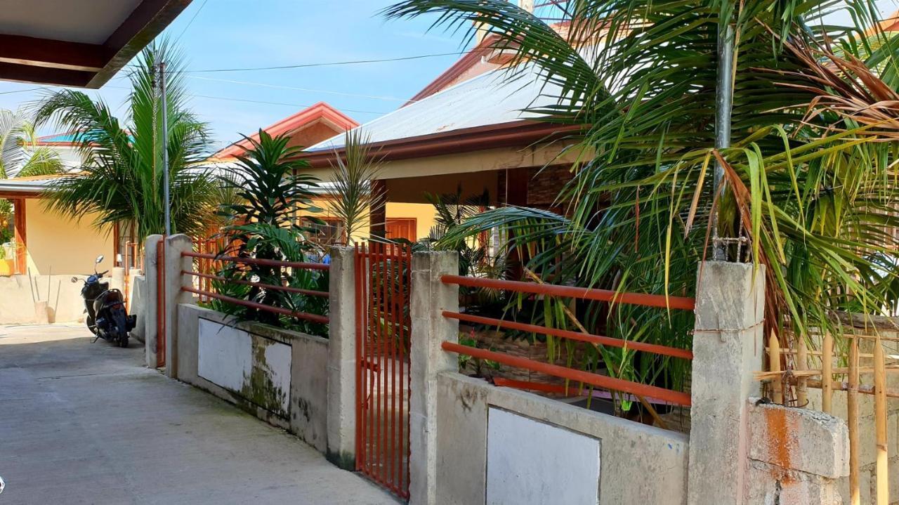 Indino Guesthouse モアルボアル エクステリア 写真